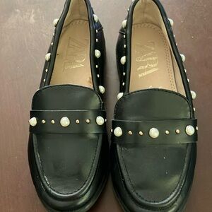 Girls black dress shoes